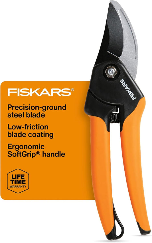 Fiskars SoftGrip Bypass Pruning Shears, 5/8” Cut Capacity Garden Clippers